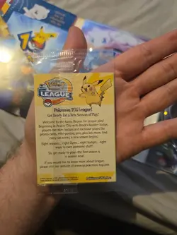 Pokemon TCG Mew 111/110 EX Holon Phantoms Card DVD Exclusive Non Holo - Image 2