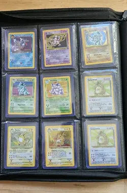 Pokemon Binder. Vintage Card Lot Charizard Blastoise Lugia WOTC. 84 Card Lot. - Image 2