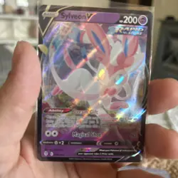 Sylveon V 074/203 Ultra Rare Pokemon Evolving Skies NM/M - Image 1