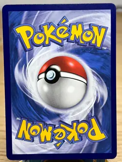 Vivid Voltage Celebi 009/185 Amazing Rare NM/M - Image 2