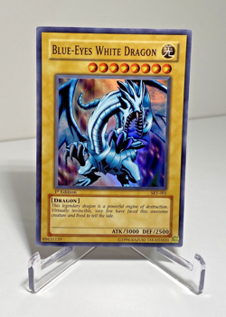 Yugioh / Blue Eyes White Dragon / SKE-001 / Super Rare / 1st Edition - Image 1