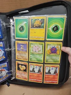 Pokemon Binder Lot,Celebrations, Base Set 2, Etc, Blastoise, Venusaur, Charizard - Image 5