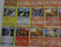 Pokemon 32 Card Lot Various cards 2006-2011 - Image 4