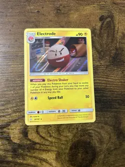 Electrode Holo Rare SM - Team Up 39/181 NM - Pokemon Card - Image 1
