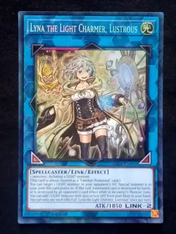 YuGiOh! Lyna the Light Charmer, Lustrous RA04-EN081 Collector's Rare - Near Mint - Image 1