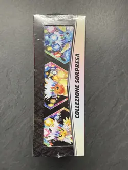 Pokemon collezione con sorpresa Evoluzioni Prismatiche Box display Ita Italiano - Image 5