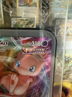 Pokemon Mew VMAX Swsh08 Fusion Strike 114/264 Ultra Rare Holo 310 HP Eng - Image 2
