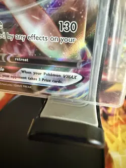 Pokemon Mew VMAX Swsh08 Fusion Strike 114/264 Ultra Rare Holo 310 HP Eng - Image 4