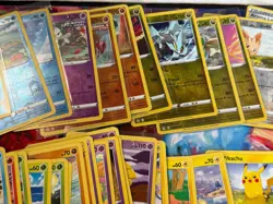 82 Pokemon Card Lot Evolving Skies 2021 No Duplicates 18 Reverse Holo 6 Holo - Image 4