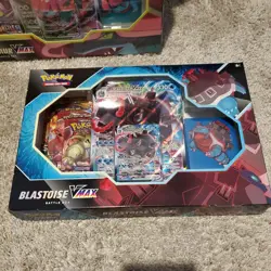 Pokemon TCG Blastoise VMAX Battle Box.. - Image 1