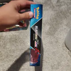 Pokemon TCG Blastoise VMAX Battle Box.. - Image 2