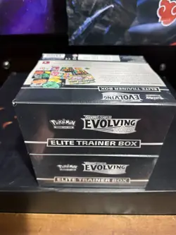 Pokemon TCG Sword & Shield Evolving Skies Elite Trainer Box ETB Sealed - Image 5