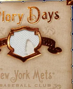 2005 SP LEGENDARY CUTS GLORY DAYS DWIGHT GOODEN GAME USED JERSEY BUTTON HOLE - Image 2