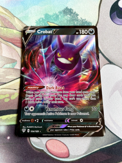 Crobat V 104/189 Darkness Ablaze Ultra Rare Holo Pokemon Card NM - Image 1