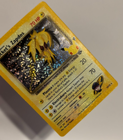 POKEMON CELEBRATIONS: CLASSIC COLLECTION ROCKET'S ZAPDOS 15/132 NM HOLO BLEED - Image 3