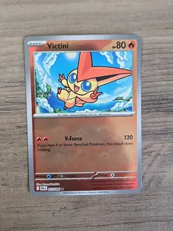 Pokemon TCG Victini Poke Ball Pattern Rare SV: Black Bolt 012/086 NM - Image 1