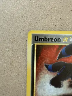 Umbreon Gold Star ⭐ 17/17 – Pokemon Celebrations 25th Anniversary Classic - Image 3