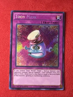 Toon Mask - LP - DRL2-EN028 - 1st Edition - Secret Rare - Image 1