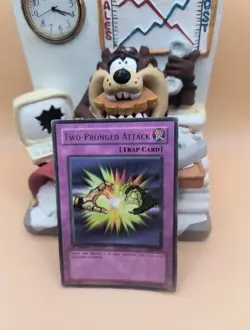 Yugioh Two-Pronged Attack 2002 LOB-061 Rare 1st Edition - Image 1