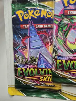 Pokemon Sword and Shield Evolving Skies Three Booster Packs Blister Pack Promo 820650808814 - Image 3