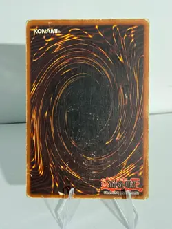 Yu-Gi-Oh! Dark Magician SDY-006 - Ultra Rare Unlimited - HP/DMG - Image 2