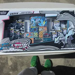 Pokemon TCG Unova Heavy Hitters Premium Collection Black Bolt & White Flare NEW - Image 1