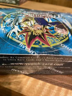 Yu-Gi-Oh Yugioh 25th Anniversary Legend Of Blue Eyes White Dragon Booster Box - Image 3