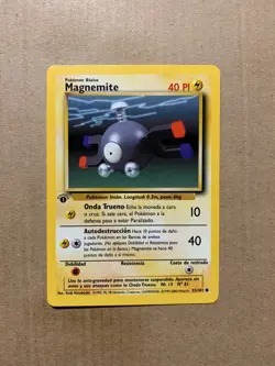 1st Edition SPANISH Magnemite 53/102 Base Set - Common Pokemon Card - NM/Mint - Image 1