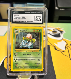 1999 Base Set Pokemon CGC 8.5 Ivysaur #30/102 - Image 1
