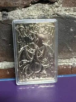 Charizard Pokemon 23K Gold Plated Trading Card Burger King 1999 Rare Toy Vintage - Image 2
