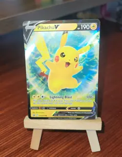 Pikachu V - Promo Holo SWSH: Sword & Shield Promo Cards SWSH198 NM Pokemon TCG - Image 1