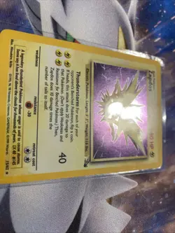 Pokemon TCG Zapdos Holo Card Regular Rare 15/62 Fossil Set - Image 3