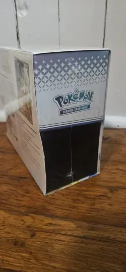 SEALED Pokemon Prismatic Evolutions ETB Elite Trainer Box - Image 5