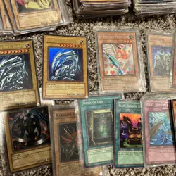 Yugioh Lot Of 500+ Cards 4x Blue-Eyes White Dragon - Image 3