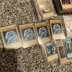 Yugioh Lot Of 500+ Cards 4x Blue-Eyes White Dragon - Image 4