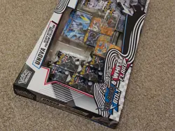 Pokemon Unova Heavy Hitters Premium Collection Box - Image 2