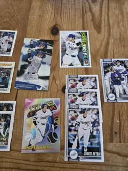 12 Card 2026 Topps Series One and Heritage Shohei Ohtani Lot - Image 3