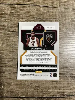 2021 Panini Prizm Evan Mobley Orange Cracked Ice Rookie Card #325 - Image 2