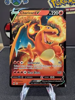 Pokemon TCG Charizard v Crown Zenith Holo Ultra Rare Card 018/159 - Image 1