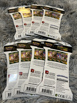 Pokemon TCG Evolving Skies Sleeved Booster Packs - LOT of 8- 2 Art Sets 820650808777 - Image 2