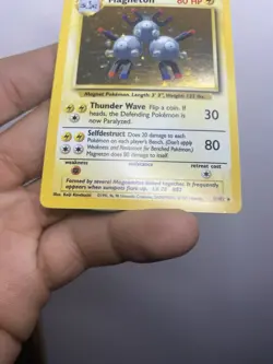 Pokemon TCG Magneton 9/102 Base Set Holo Rare NM/MINT VINTAGE - Image 5