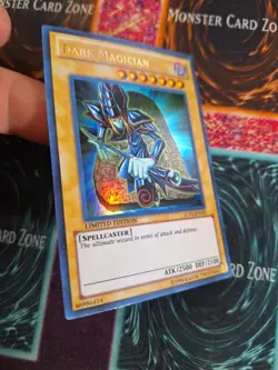 Yu-Gi-Oh! Dark Magician LC01-EN005 Ultra Rare Limited Near Mint h8/ - Image 2