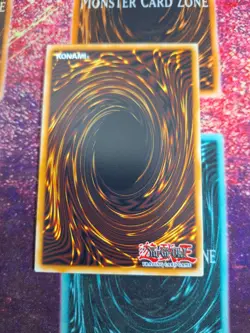 Yu-Gi-Oh! Dark Magician LC01-EN005 Ultra Rare Limited Near Mint h8/ - Image 3