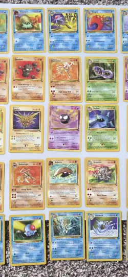 Pokemon Fossil Set Lot 30+ Cards WOTC Vintage Holo Rare 1st Edition Mixed Bundle - Image 4