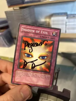 Mai Valentine ‘s Shadow Of Eyes DB1Yu-Gi-Oh! LP Signed By Pegasus Darren Dustan - Image 1