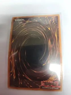 Yu-Gi-Oh! Dark Magician SDY-006 - Ultra Rare Unlimited - MP/HP - Holo Bleed! - Image 2