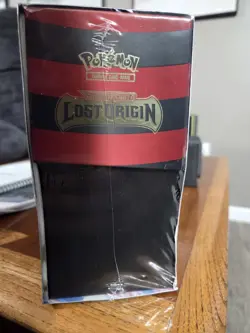 Pokemon Sword & Shield Lost Origin Elite Trainer Box Giratina English - Image 3
