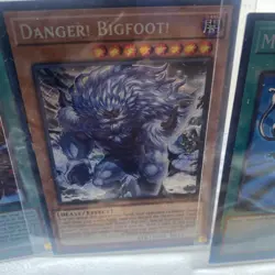 YuGiOh 20 Card Lot Foil Cards!!! & Some Konami Sleeves! Nice Starter Lot - Image 5