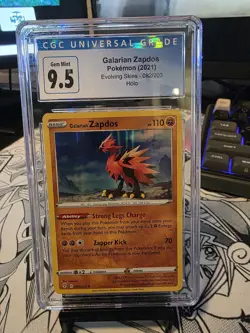 Pokemon Galarian Zapdos Holo 2021 Evolving Skies 082/203 CGC 9.5 - Image 1
