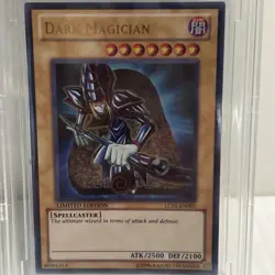 Yu-Gi-Oh 2010 Legendary Collection - Dark Magician BCCG Gem MINT 10 /231e - Image 4